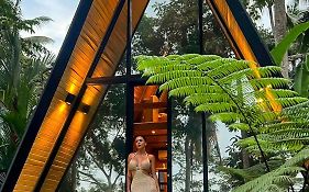 Delta Casa Ubud-Cozy Tropical Villas With Volcano View